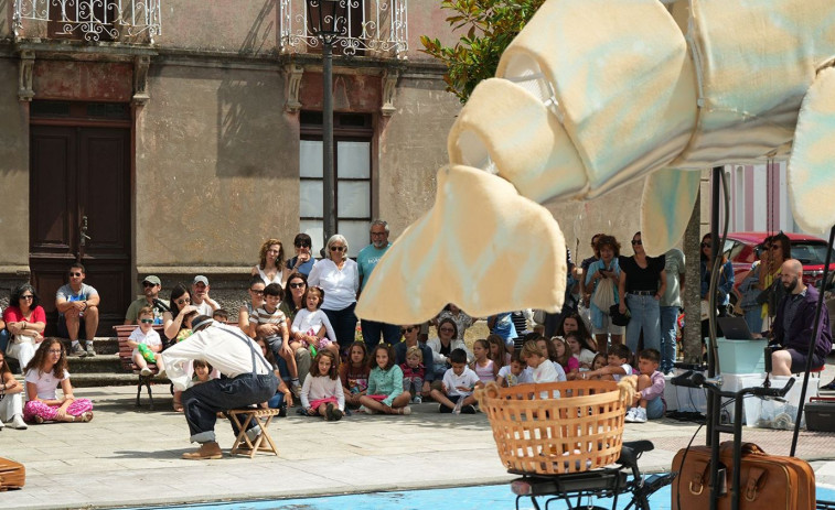 Cariño es desde este domingo la capital del teatro gallego al comenzar con dos piezas la XLVII edición de su Mostra