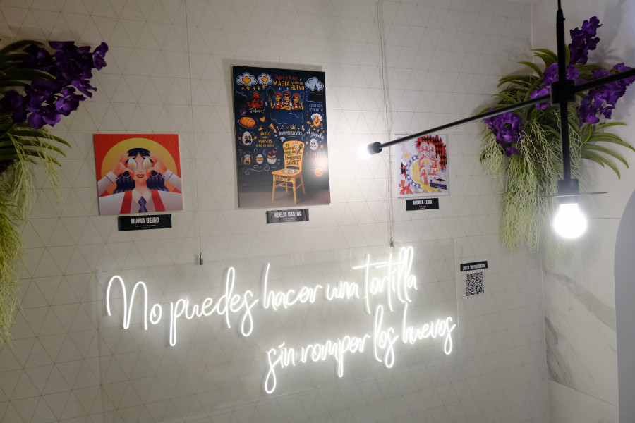 Zahara Ferrol llama a la opinión popular para decidir cuál será su futuro mural