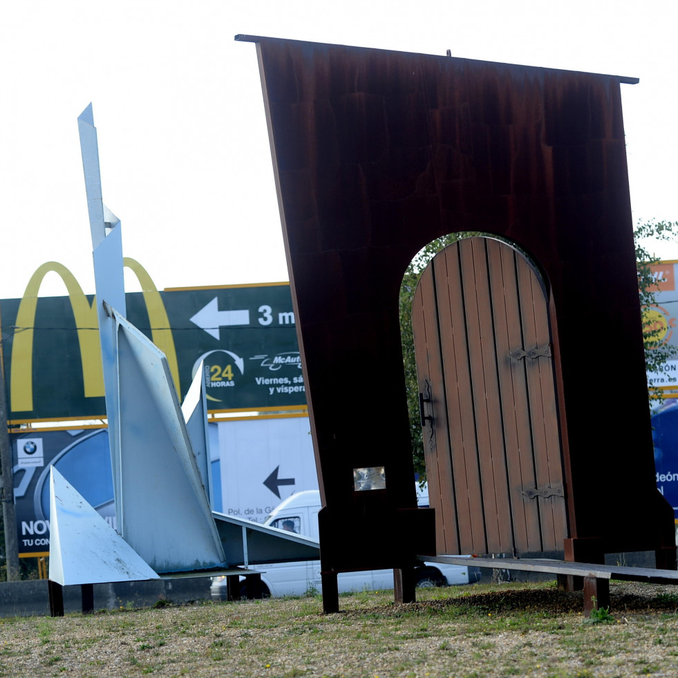 Accidente múltiple en la rotonda de acceso al Arquitecto Marcide, en Ferrol