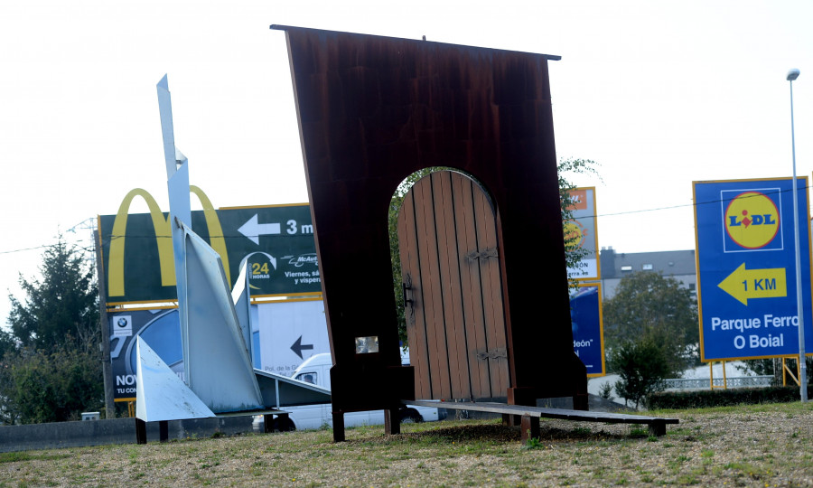 Accidente múltiple en la rotonda de acceso al Arquitecto Marcide, en Ferrol