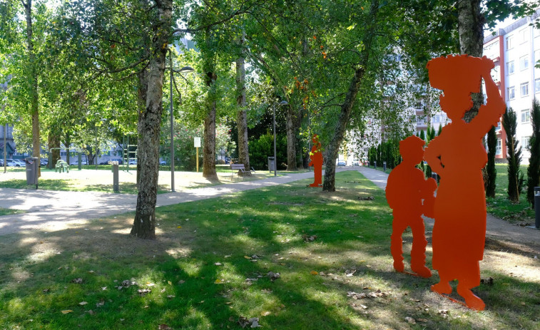 Los personajes del parque de Caranza serán retirados a la espera de un consenso