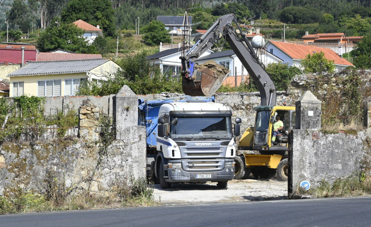 Comienzan los trabajos para construir la glorieta que agilizará el tráfico en Xuvia