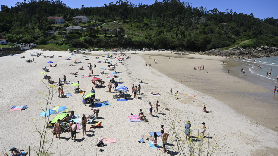 Colaboración ciudadana para encontrar un implante coclear robado en la playa de Chanteiro