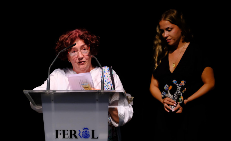 Los Alecrín premian en Ferrol la actividad cultural desde Catalunya