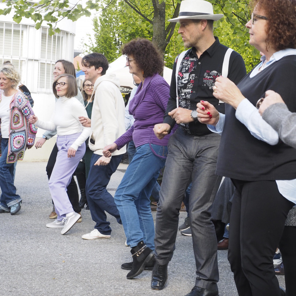 Canido Vermut Swing anima a aprender y divertirse bailando de la mano de Mess Around Lab