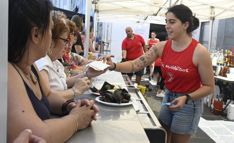 Mugardos se constata como un grande del mar con la XI edición de la Festa do Marisco