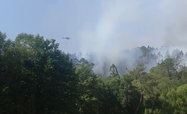 Activos dos nuevos incendios forestales, en el municipio de Monfero