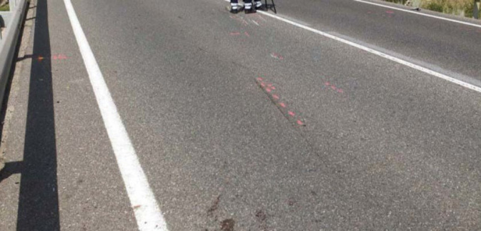 Muere un motorista 38 años tras chocar contra un guardarraíl en Ourense