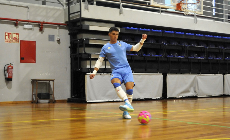 El portero Dennis Berthod seguirá en O Parrulo Ferrol
