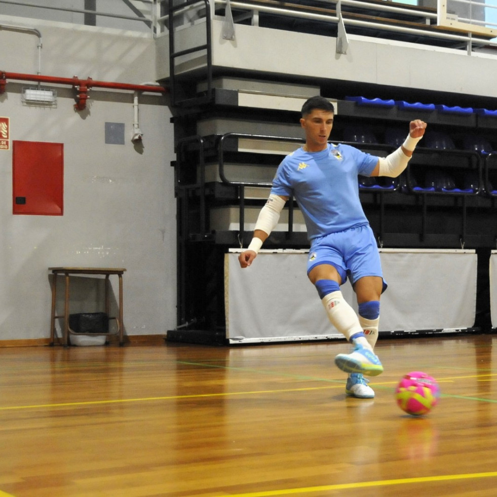 El portero Dennis Berthod seguirá en O Parrulo Ferrol