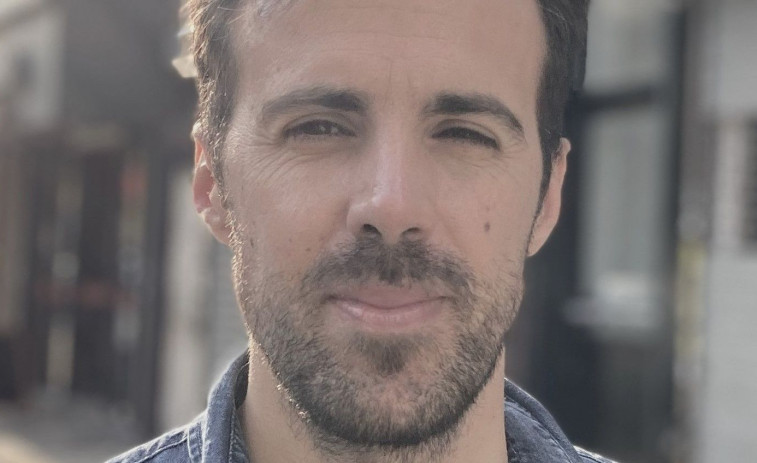 Argemino Barro, periodista y escritor: “Me sentí un confesor: en Ucrania todo el mundo sigue sufriendo”