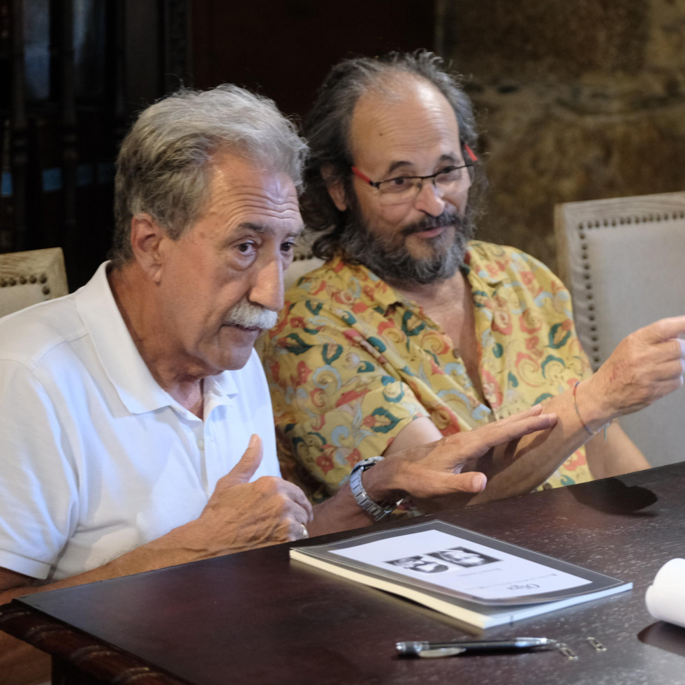 Pura Tejelo pone el broche de oro al acto de la Revista de Poesía Galega en Madrid “Olga”, en Neda