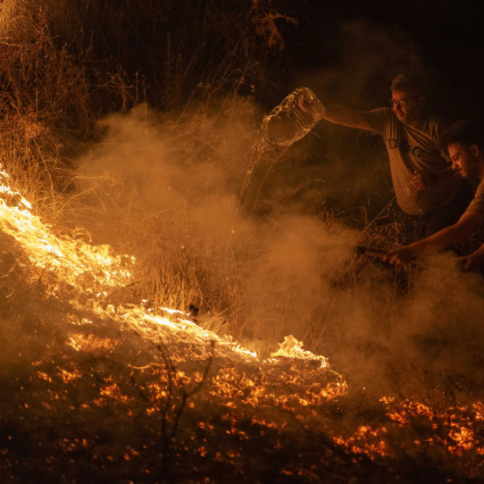 Ninguna comunidad autónoma ha pedido al Gobierno decretar la emergencia nacional por los incendios