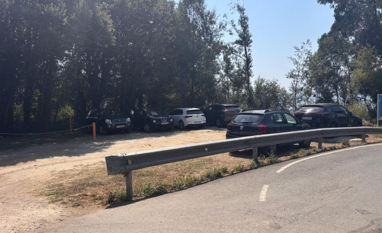 Cabanas logra la cesión del terreno del aparcamiento ubicado en Chamoso