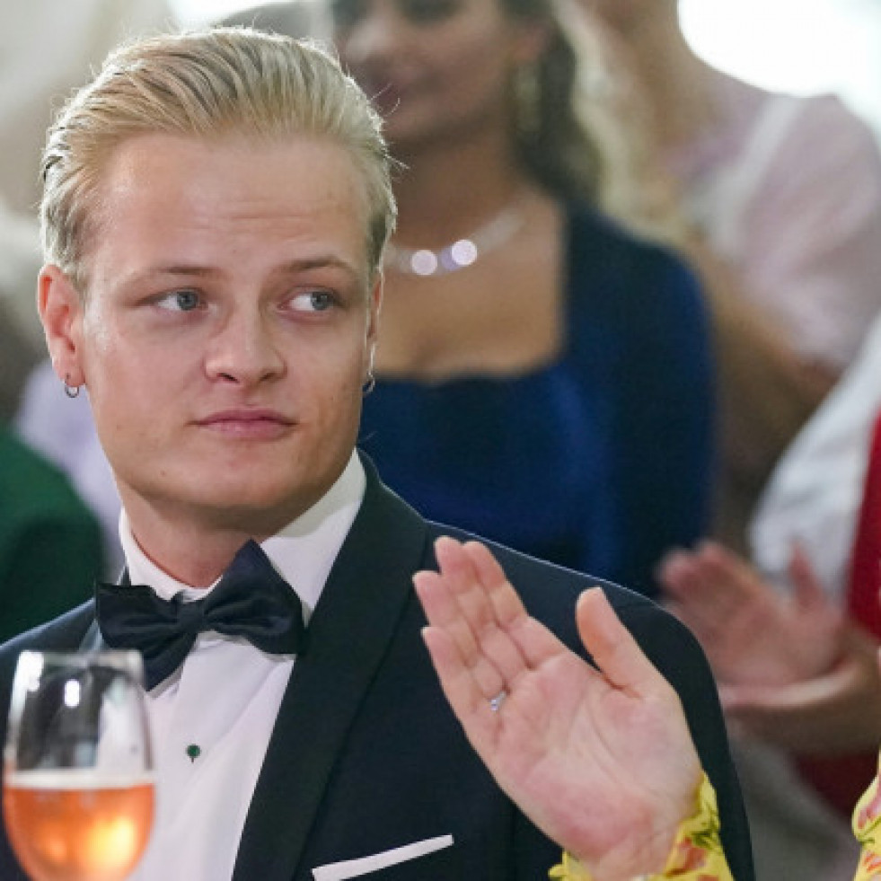 La Fiscalía noruega acusa al hijo de la princesa Mette-Marit de cuatro violaciones