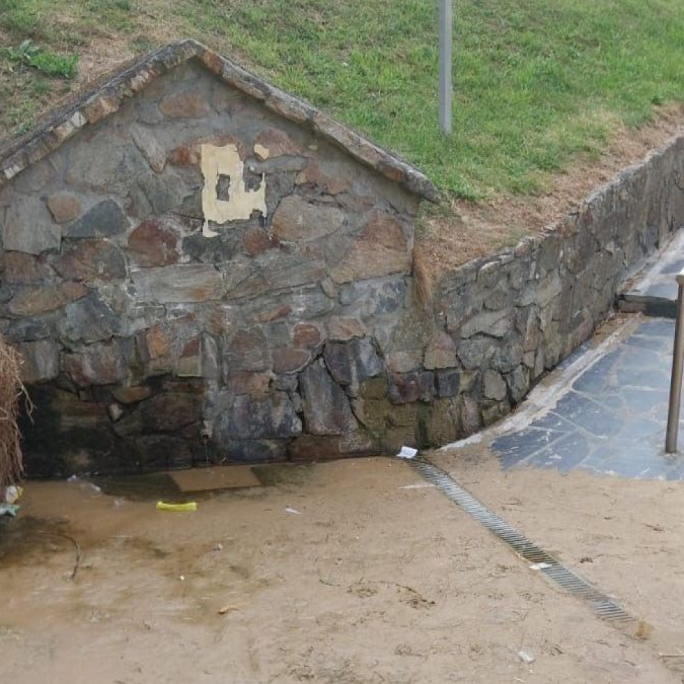 TEGA censura el “abandono de las playas” en Valdoviño