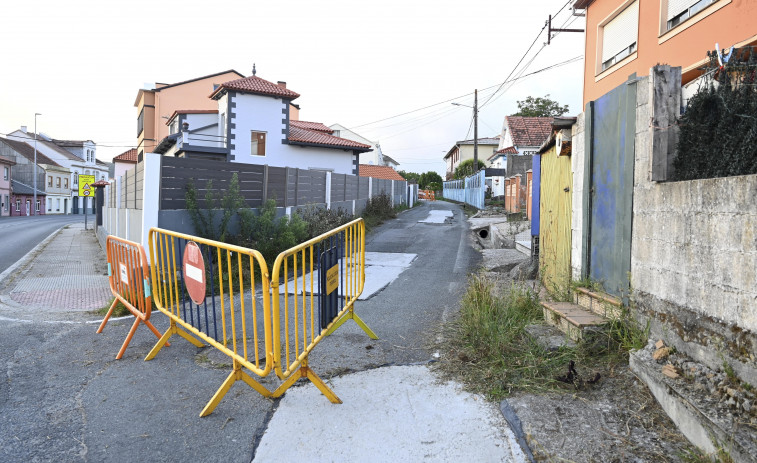 FeC exige reabrir al tráfico el Camiño do Sarxento, cerrado desde hace dos meses