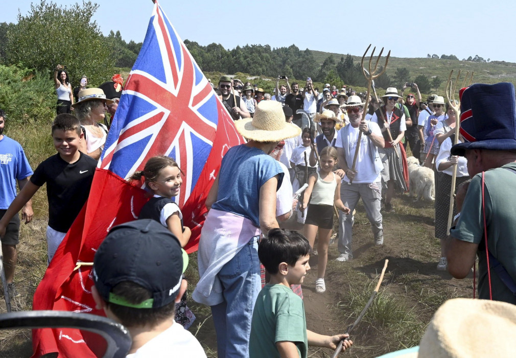 Los “heroicos defensores” de Ferrol pudieron un año más con las tropas de Pulteney
