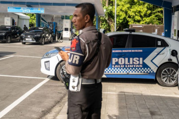 Policia indonesia