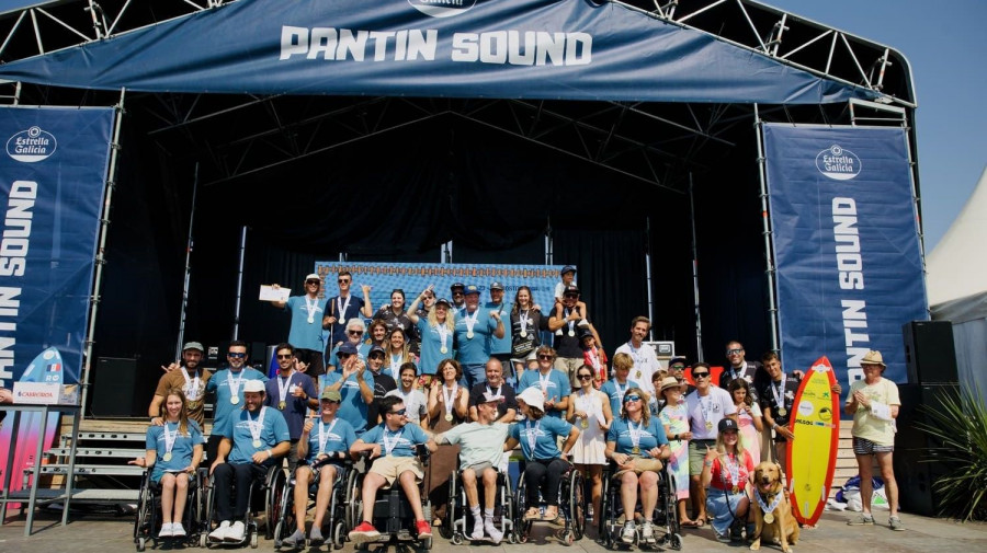 Pantín abrió su semana más internacional con la gran fiesta del parasurf
