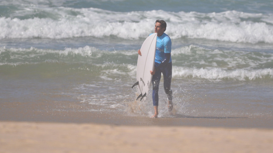 Jornada exigente para los surfistas en el Pantín Classic