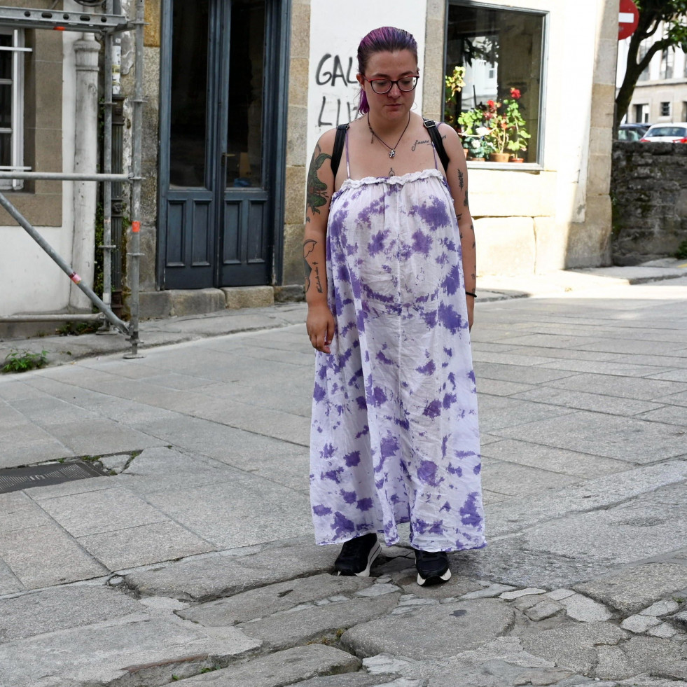 Una mujer reclama daños al Concello de Pontedeume tras caerse en la plaza de San Roque