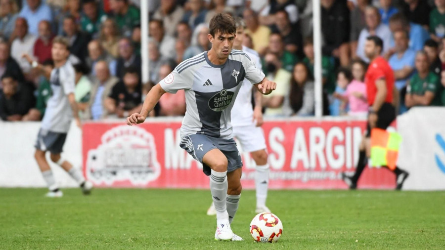 Gorostidi, jugador del Racing de Ferrol: "Hay que tener calma y confianza"