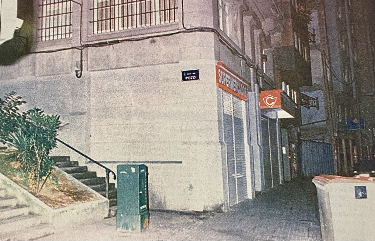 Entrada peatona a la calle Pozo, donde estaba el piso Franco de ETA en A Coruu00f1a en 1996